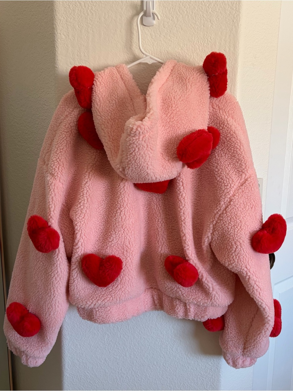 Dolls Kill - Sugar Thrillz SNUGGLE WONDERLAND CROPPED SHERPA JACKET - Picture 3 of 5
